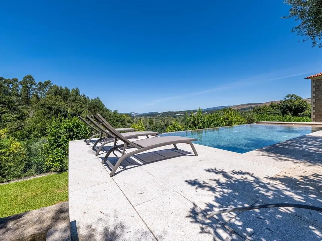 Exclusiva Moradia T4 com Piscina em Ponte de Lima - Image 5