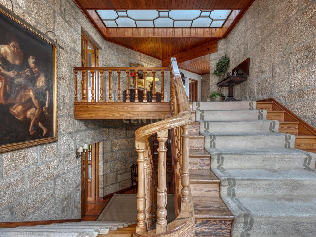 Herdade em Moreira de Cónegos – Moradia com 4 Frentes com Piscina 6 Hectares de terreno ideal para Organização de eventos, Alojamento local , boutique hotel etc - Image 53