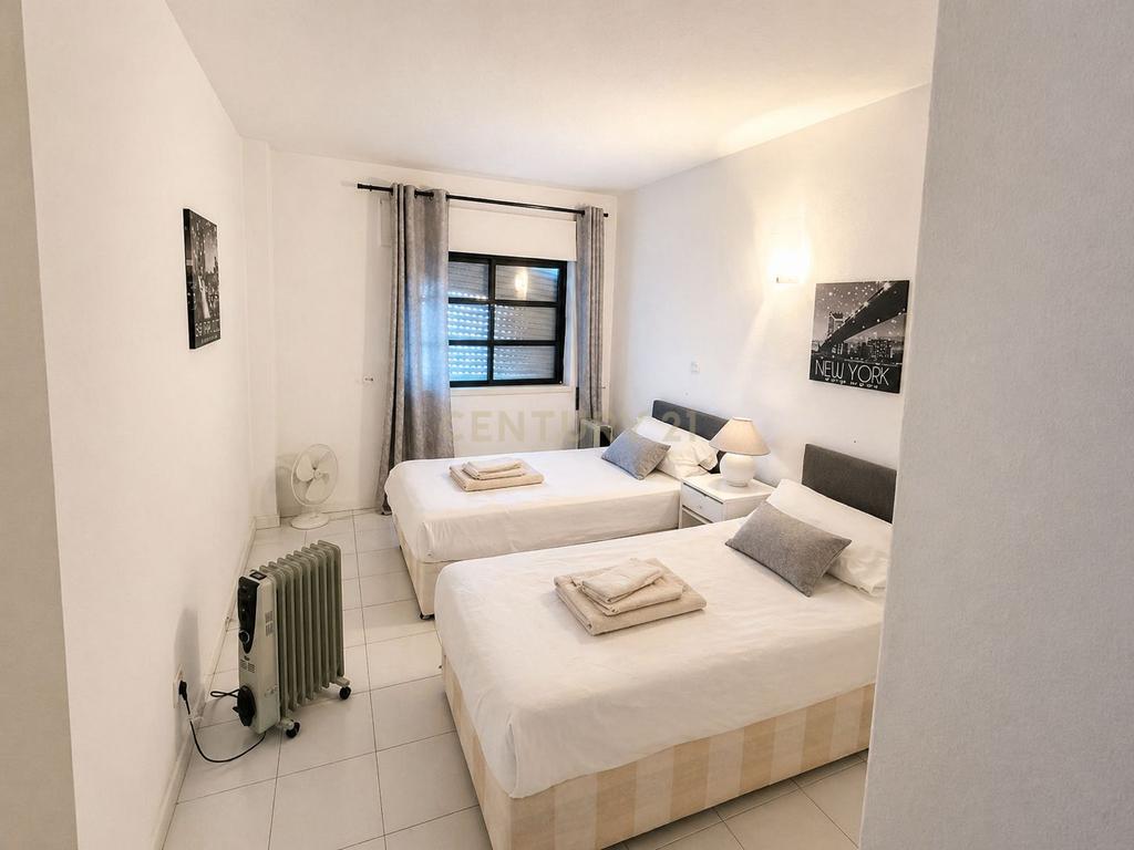 Apartamento T2 na Praia do Carvoeiro. - Image 4