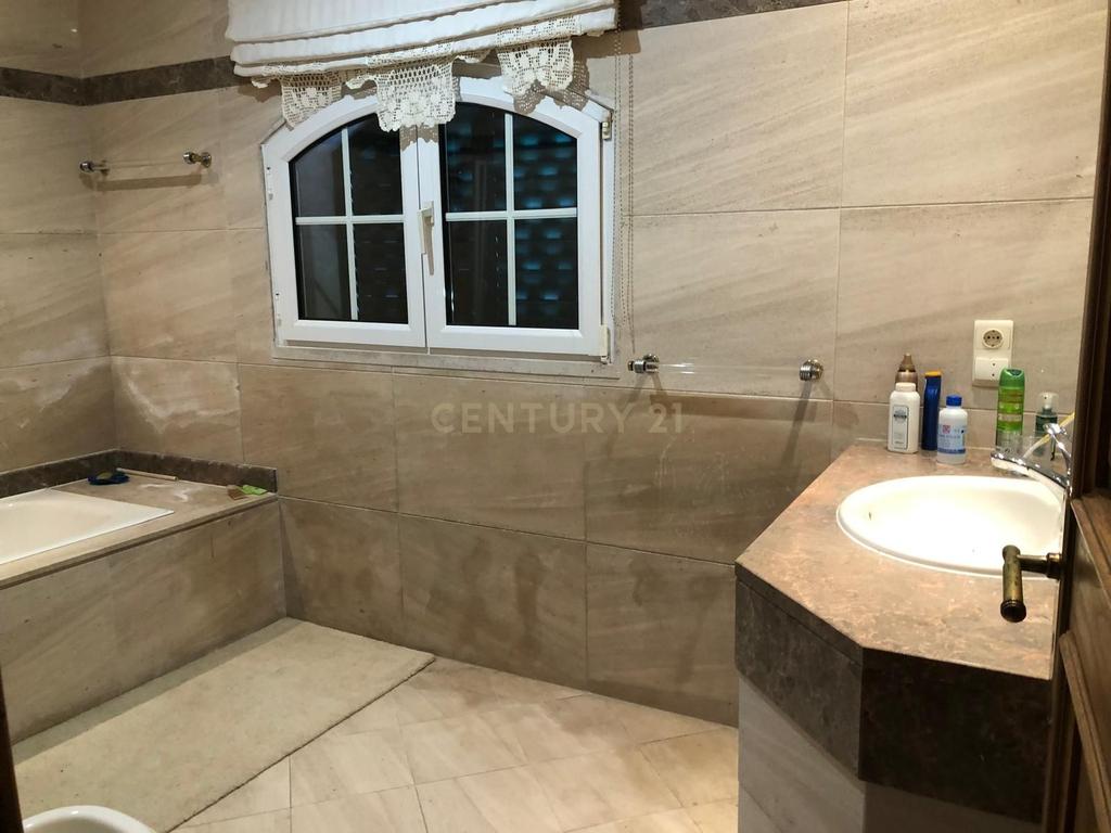 Casa Isolada em SOLTRÓIA  - Luxo e Conforto por 1.490.000€ - Image 39