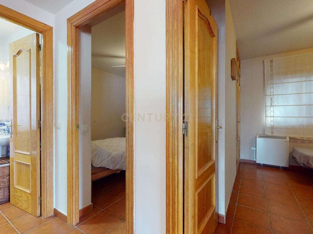 undefined - Image 100