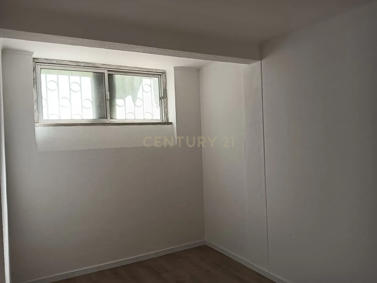 Apartamento para Investimento Metro de Alfornelos - Image 46