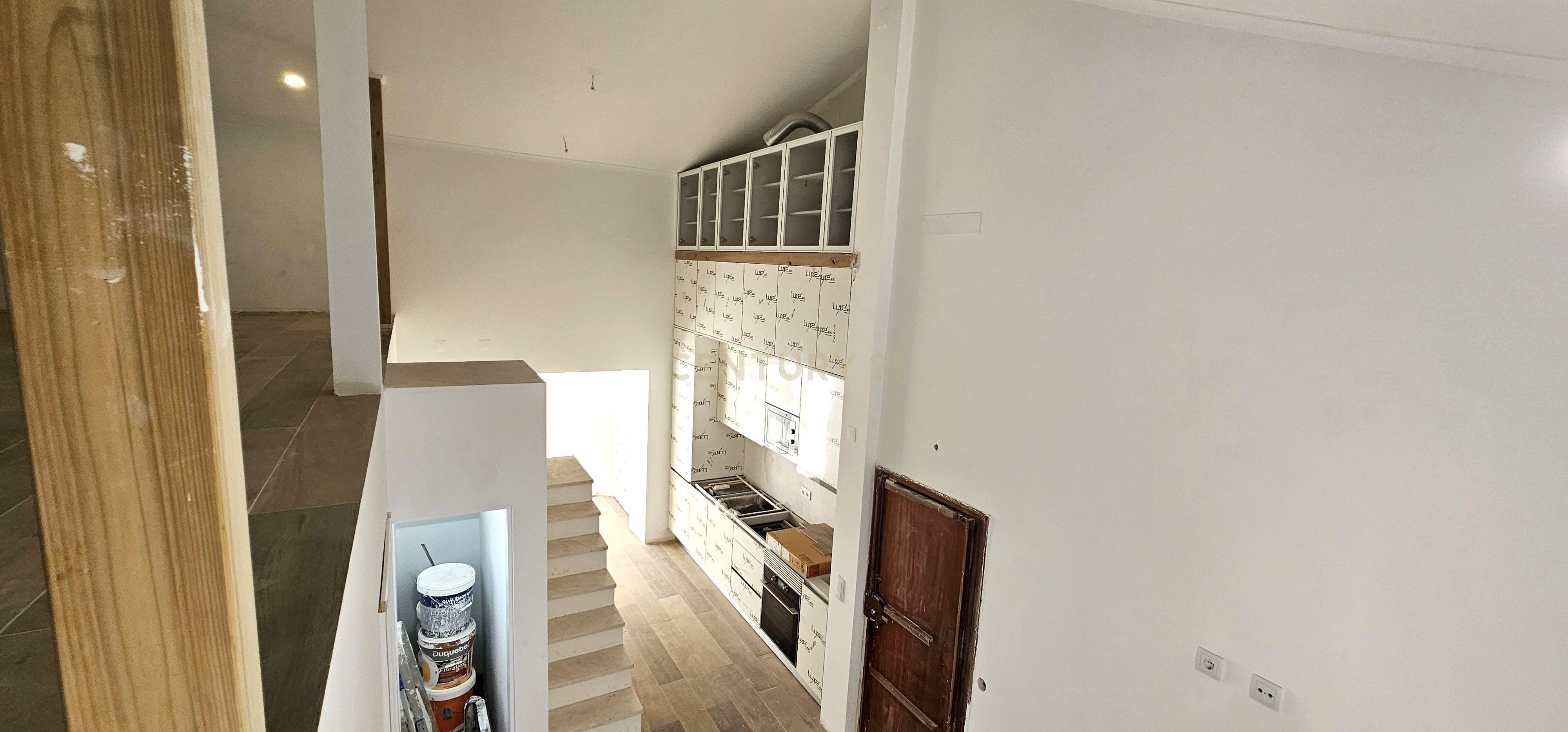 Moradia T2 + 1 no coração do bairro da Ajuda - Image 33