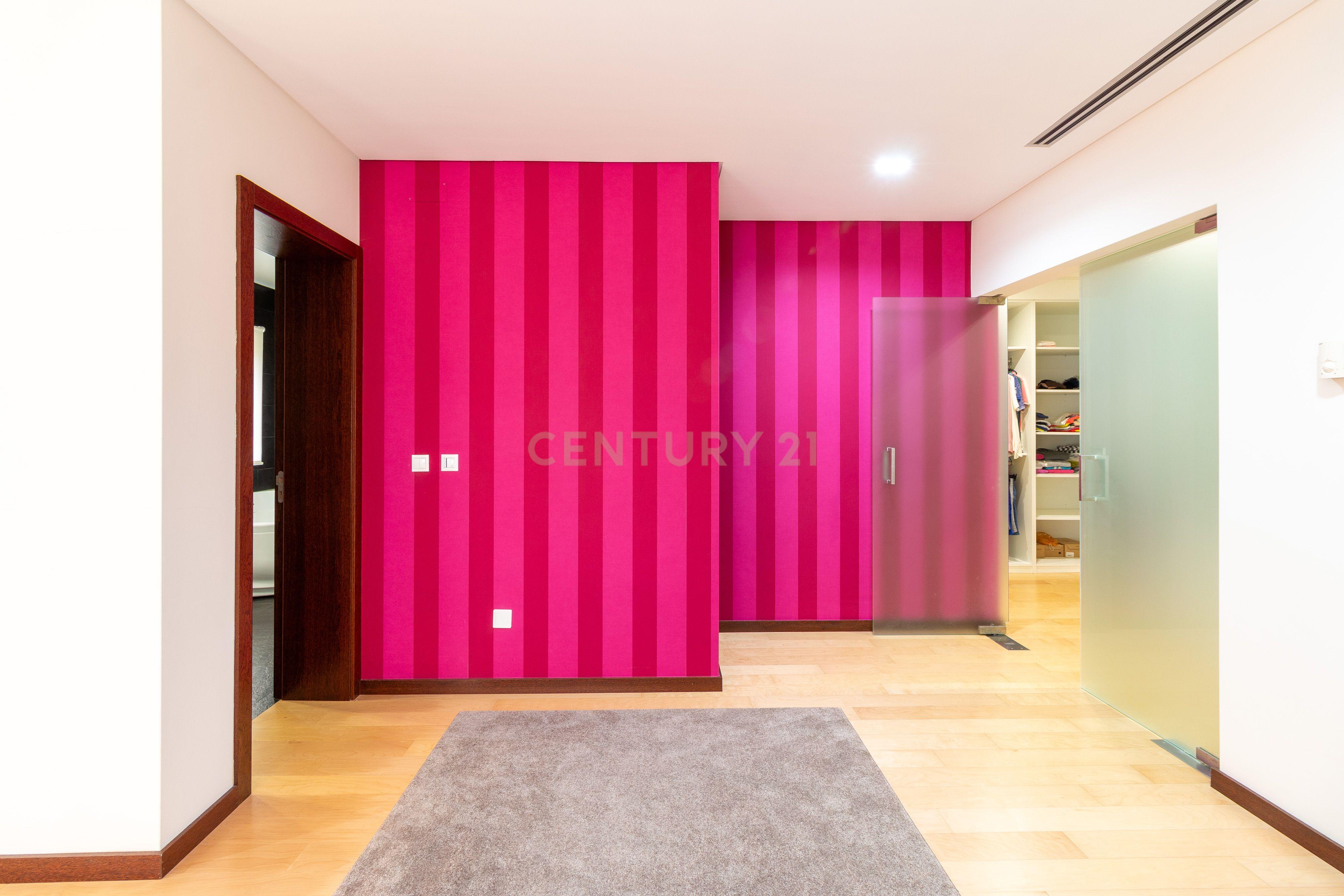 Excelente Moradia T5 terrea - Image 33