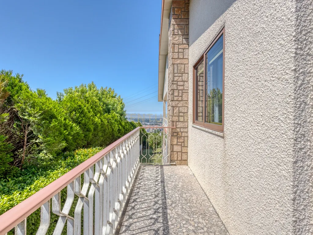 Fabulosa Moradia T6 Independente em Santo Ovídio, na zona nobre de Vila Nova de Gaia! - Image 39