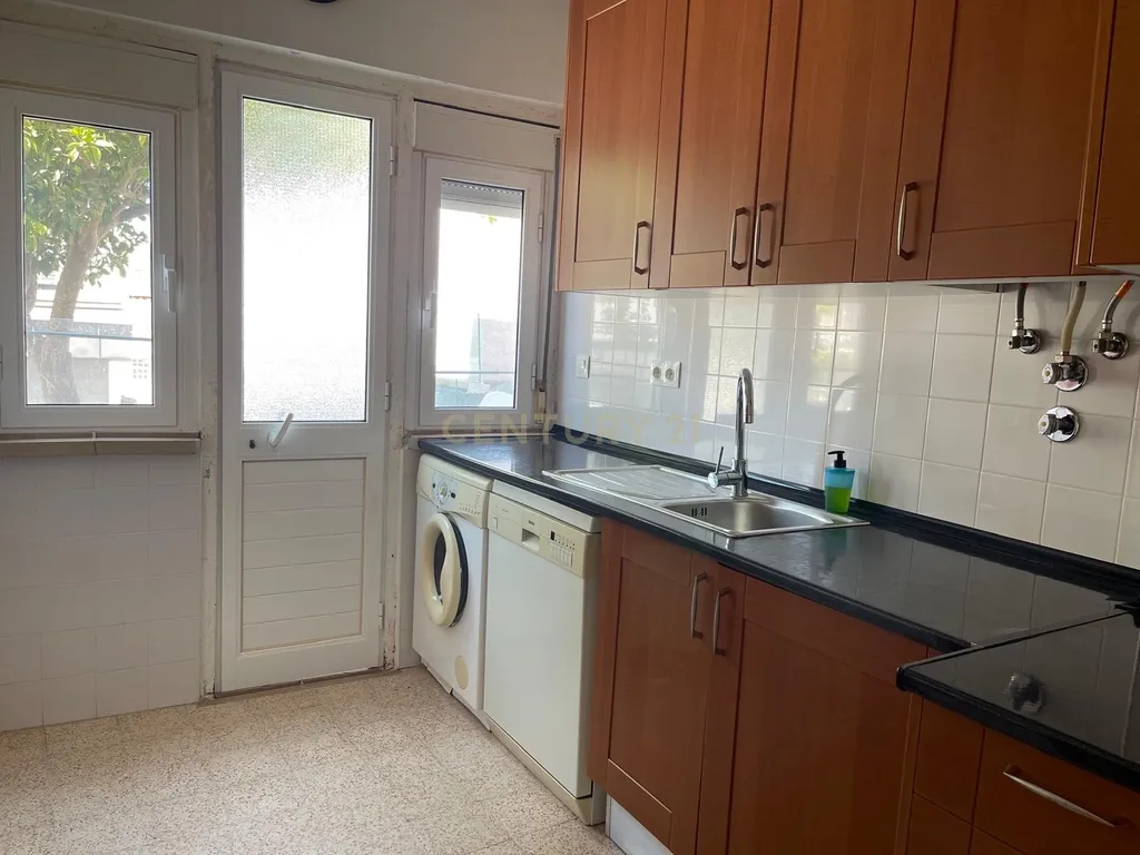Apartamento T2 em Odivelas - Perto de Todas as Comodidades - Image 17