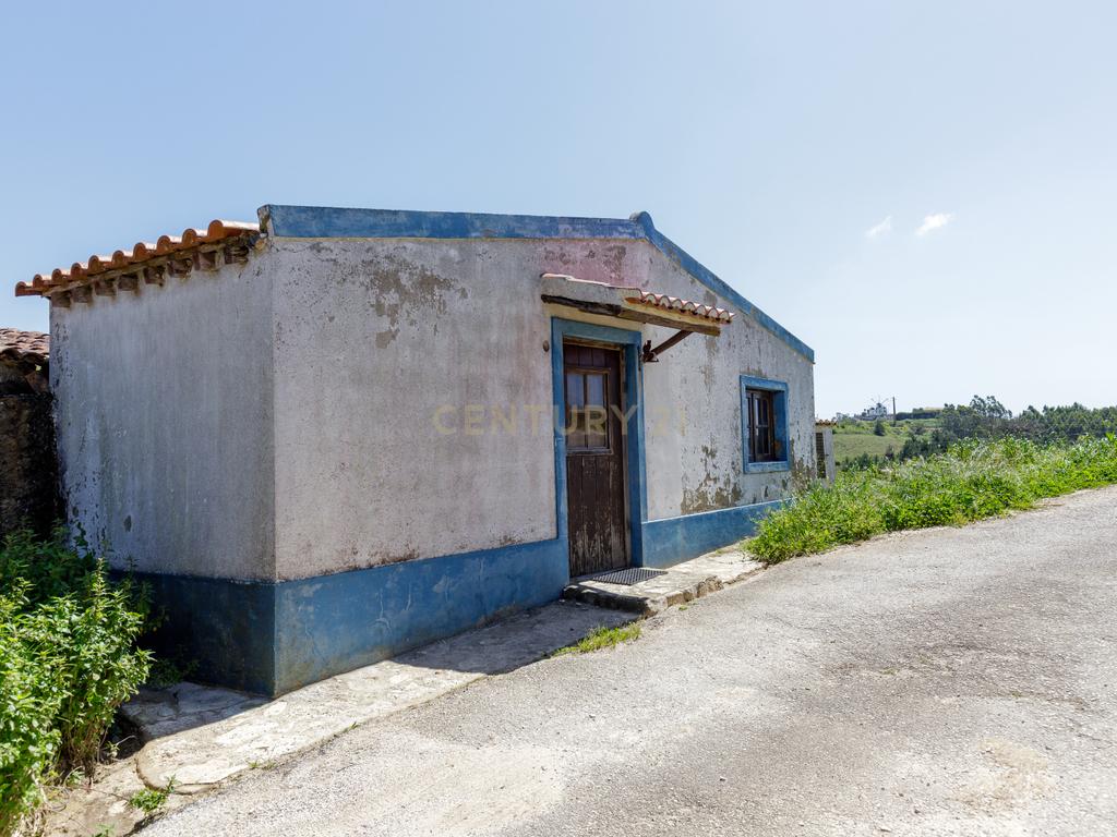 À procura de espaço para investir, fugir aos fins de semana ou começar um projecto a dois? - Image 5