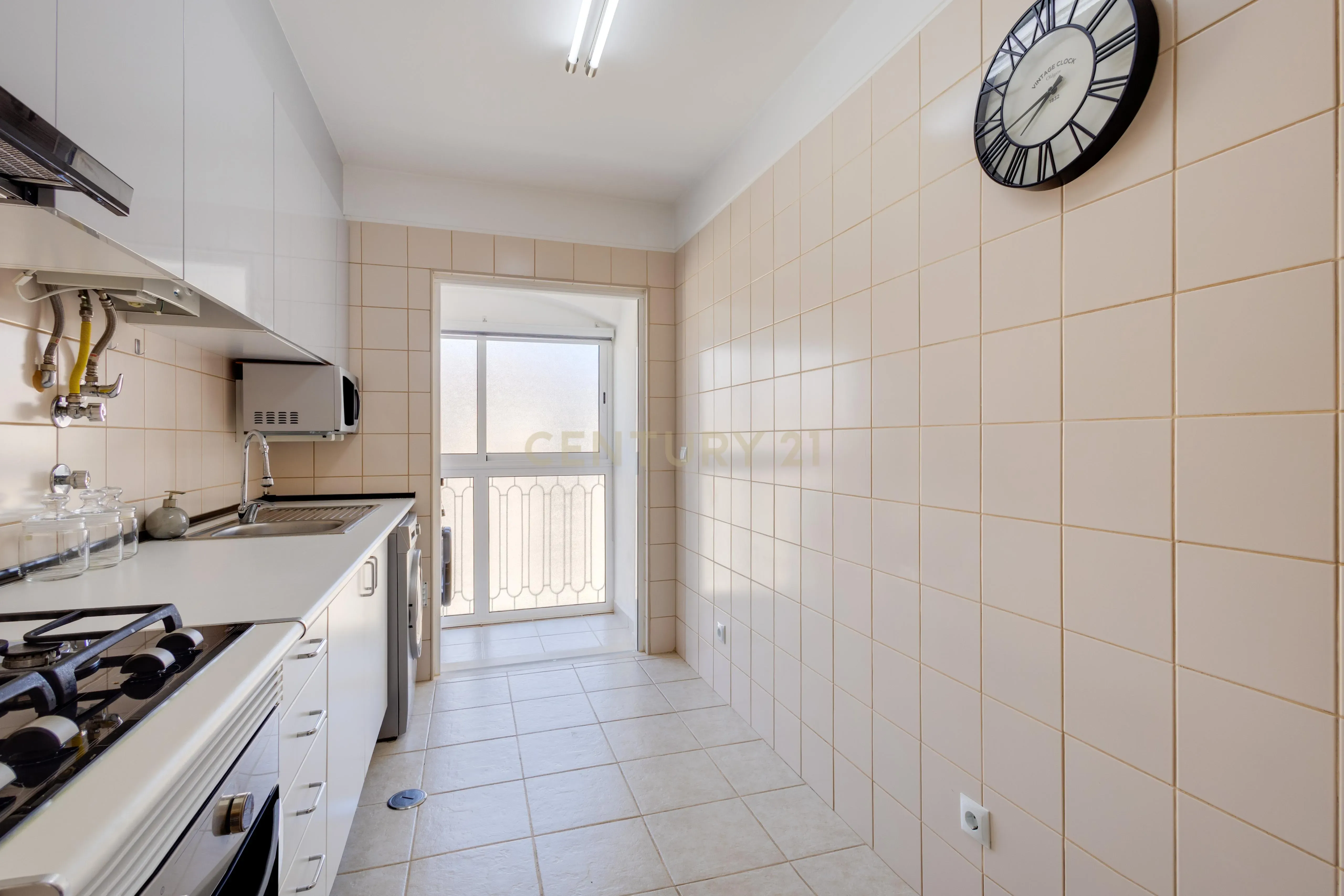 Fotografia 8 de IMÓVEL EM REGIME DE PROPOSTAS MÚLTIPLAS - Apartamento T4 em Portimão