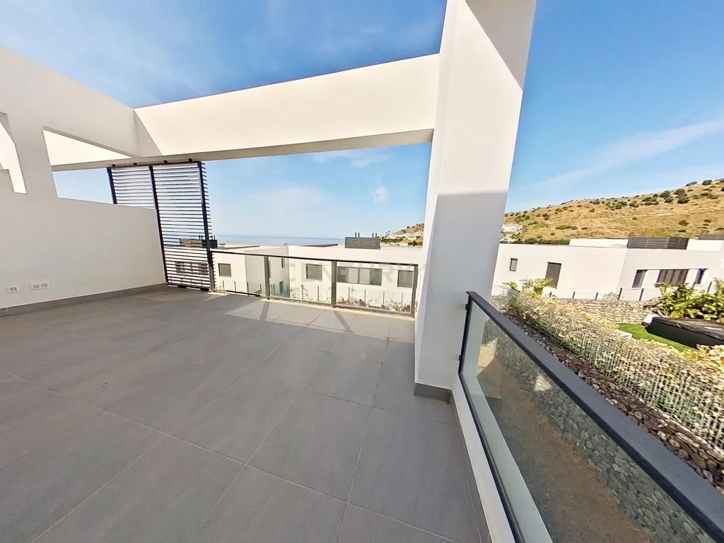 PROPRIEDADE CONTEMPORÂNEA DE PRESTÍGIO EM LA CALA DE MIJAS COM EXCECIONAIS VISTAS PANORÂMICAS SOBRE O MAR ENTRE MARBELLA E MÁLAGA - Image 15
