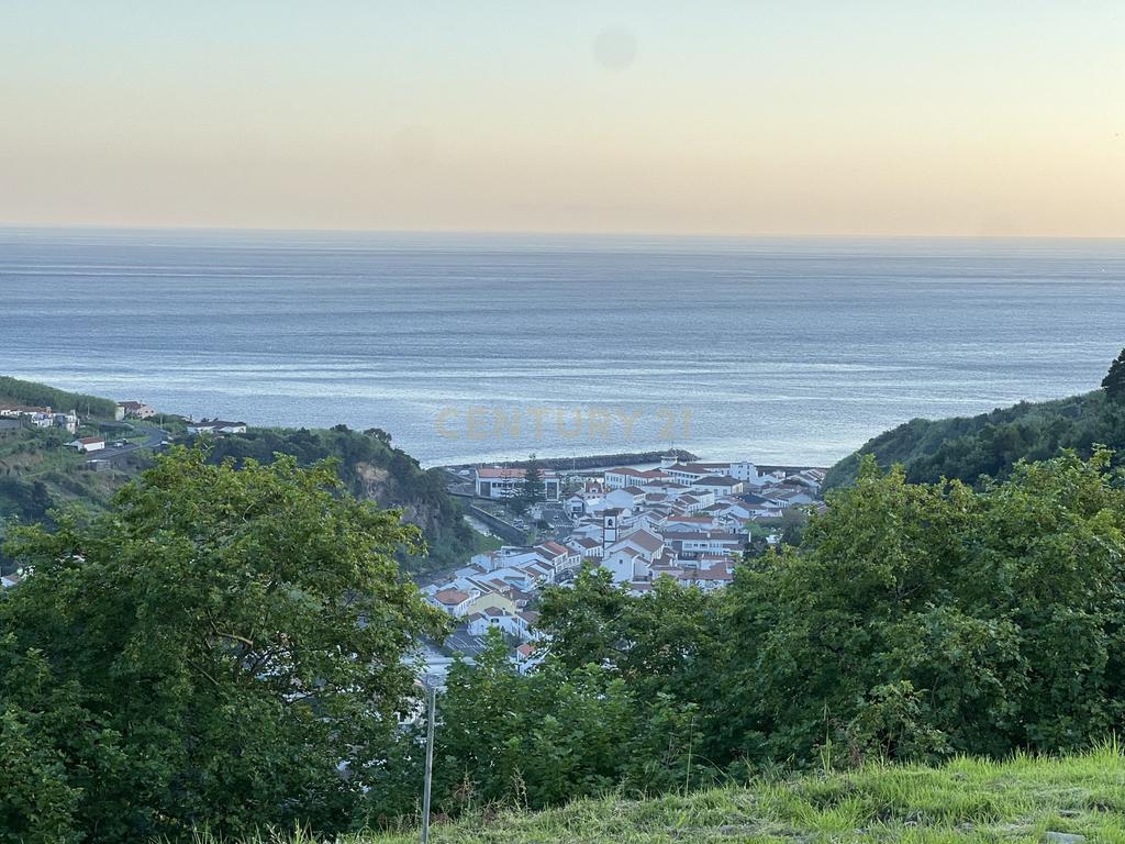 Terreno com vista mar e montanha com projeto aprovado. - Image 15