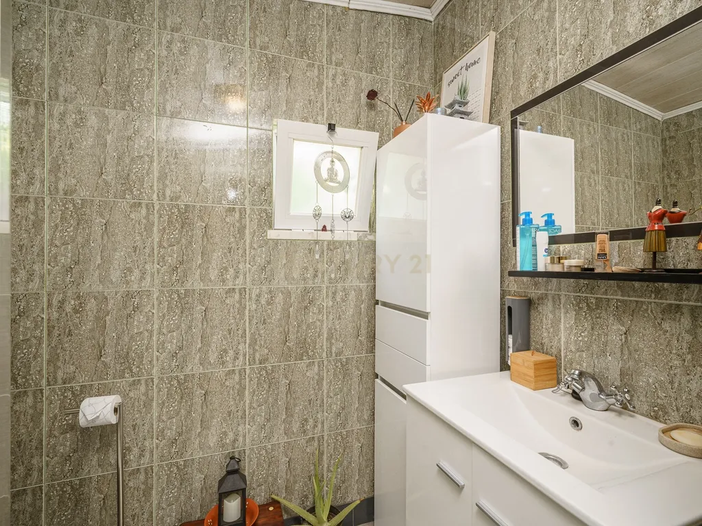 Excelente Moradia T3 Situada no Faralhão Setùbal - Image 15