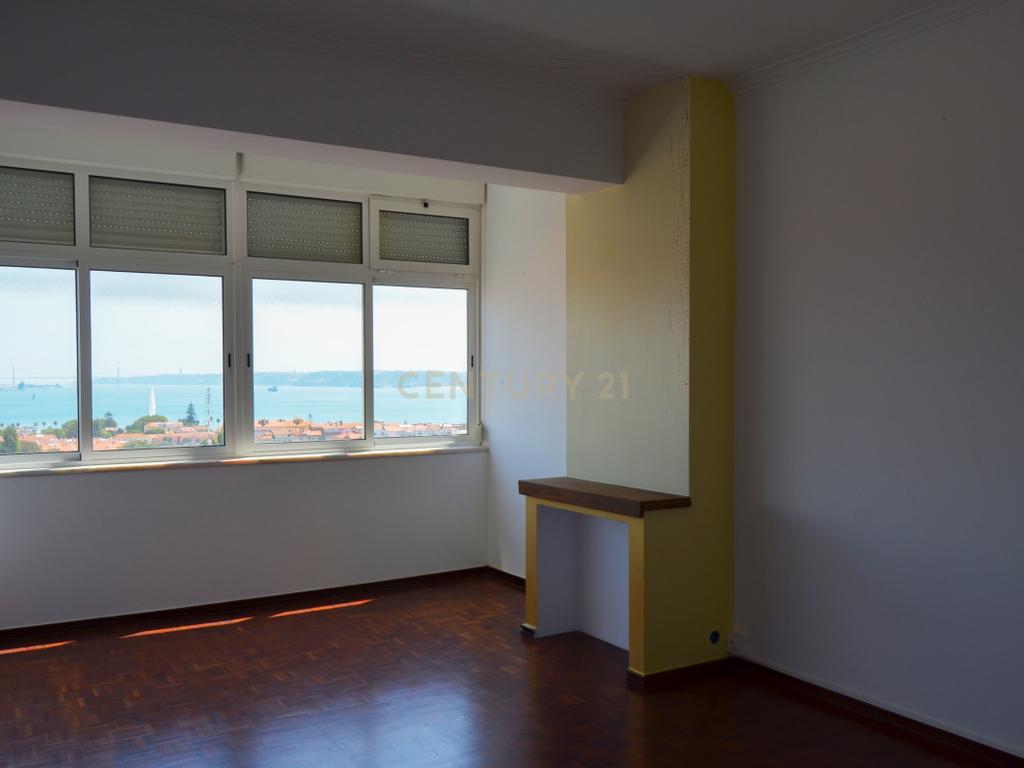 ✨ Apartamento T3* com Vista Mar e Rio em Oeiras ✨ - Image 7
