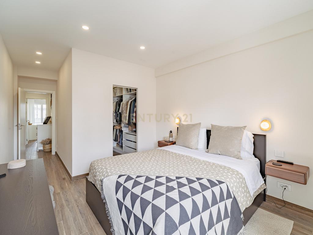 Apartamento T3 em Carnaxide, Lisboa - Image 4