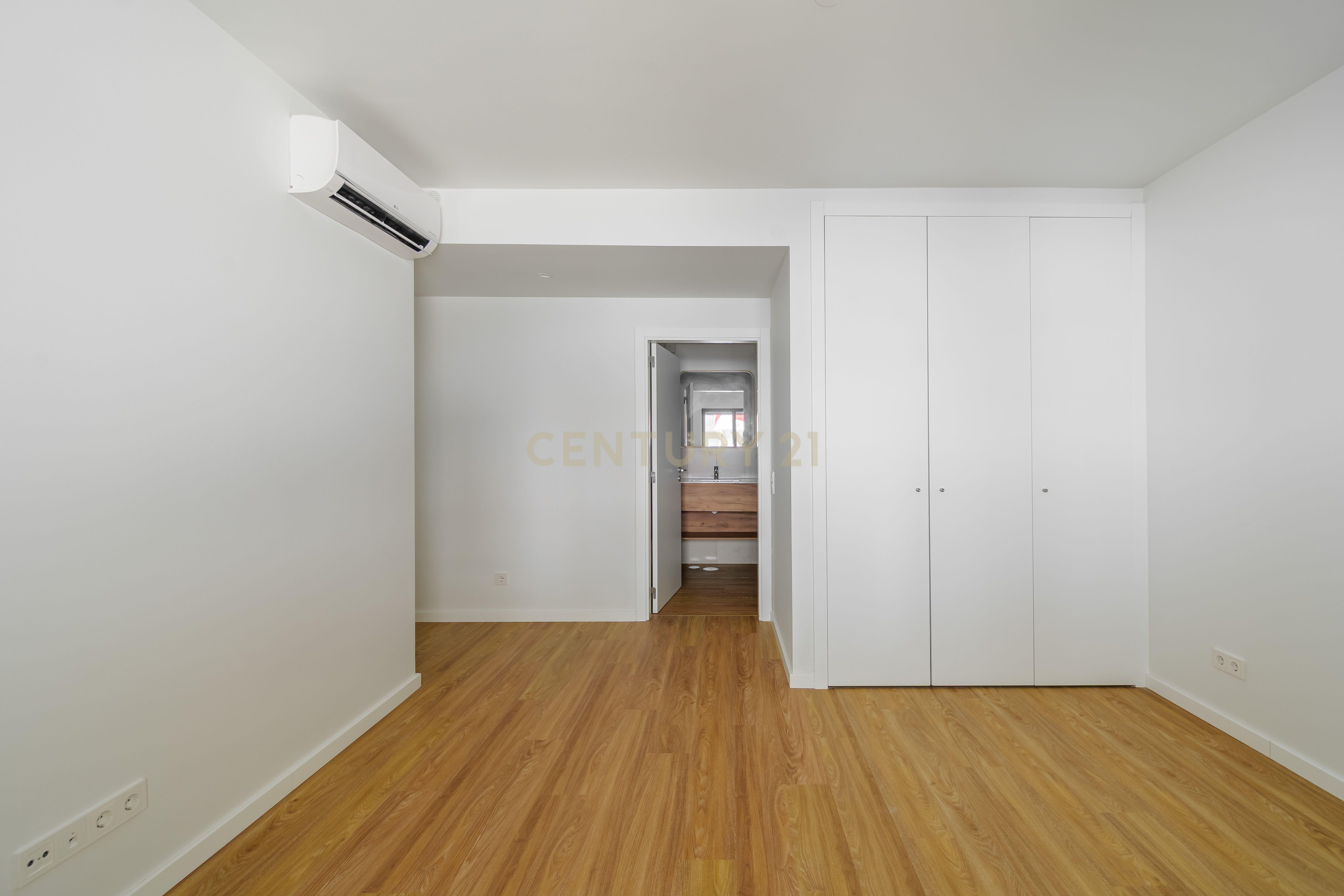 Apartamento T2 à venda em Santo António dos Cavaleiros e Frielas, Loures — foto 5