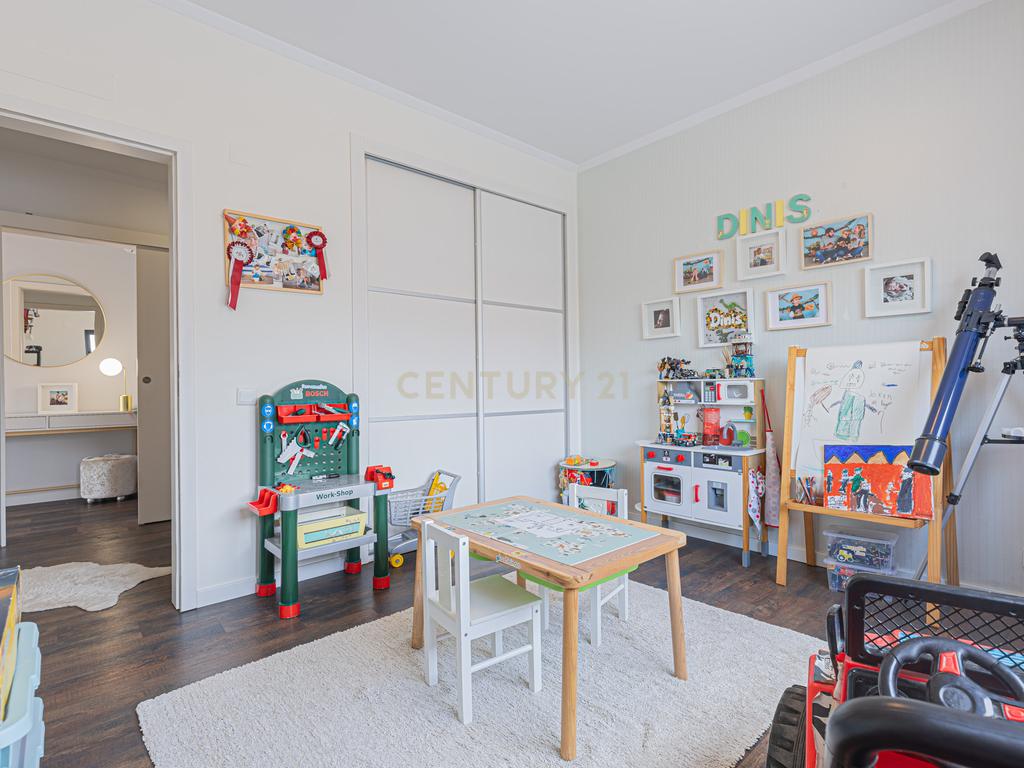 Moradia Térrea T4 em Setúbal - Image 30