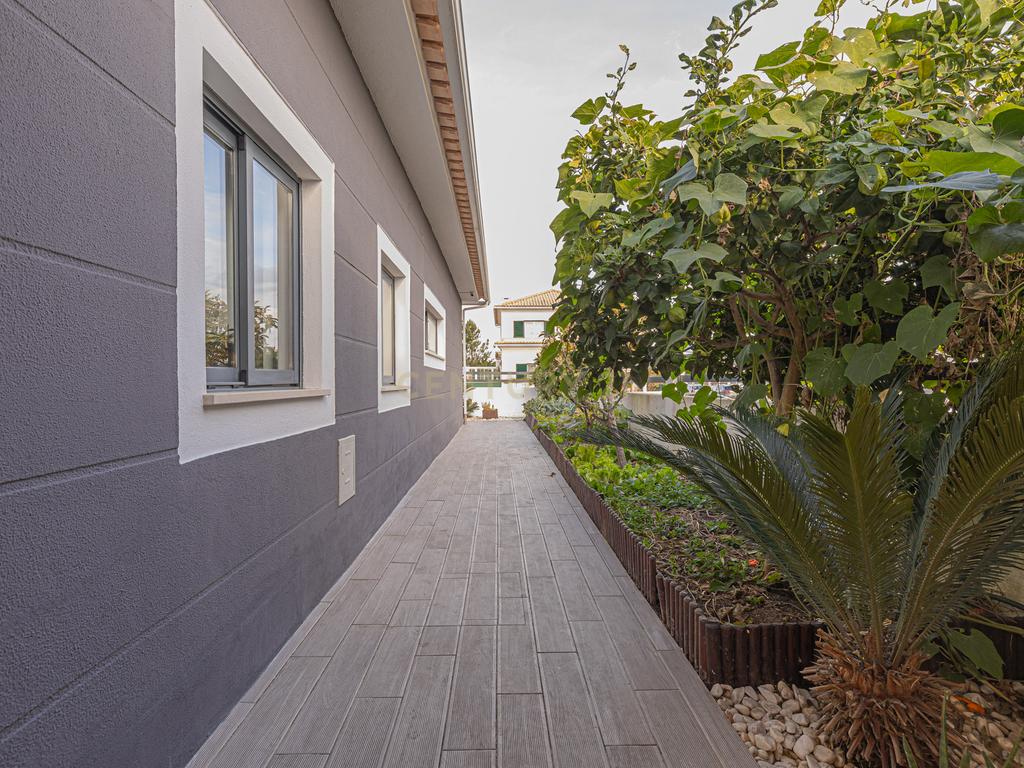 Moradia Térrea T4 em Setúbal - Image 84