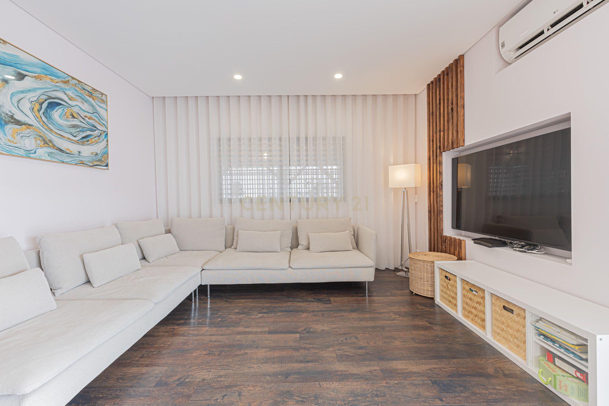 Moradia Térrea T4 em Setúbal - Image 58