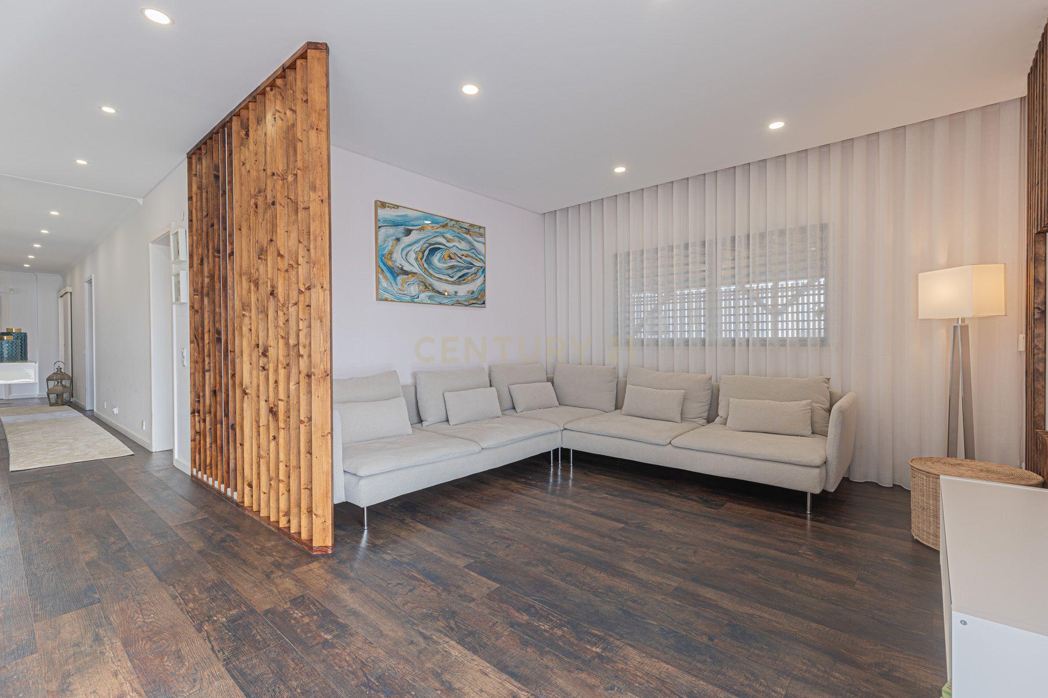 Moradia Térrea T4 em Setúbal - Image 39