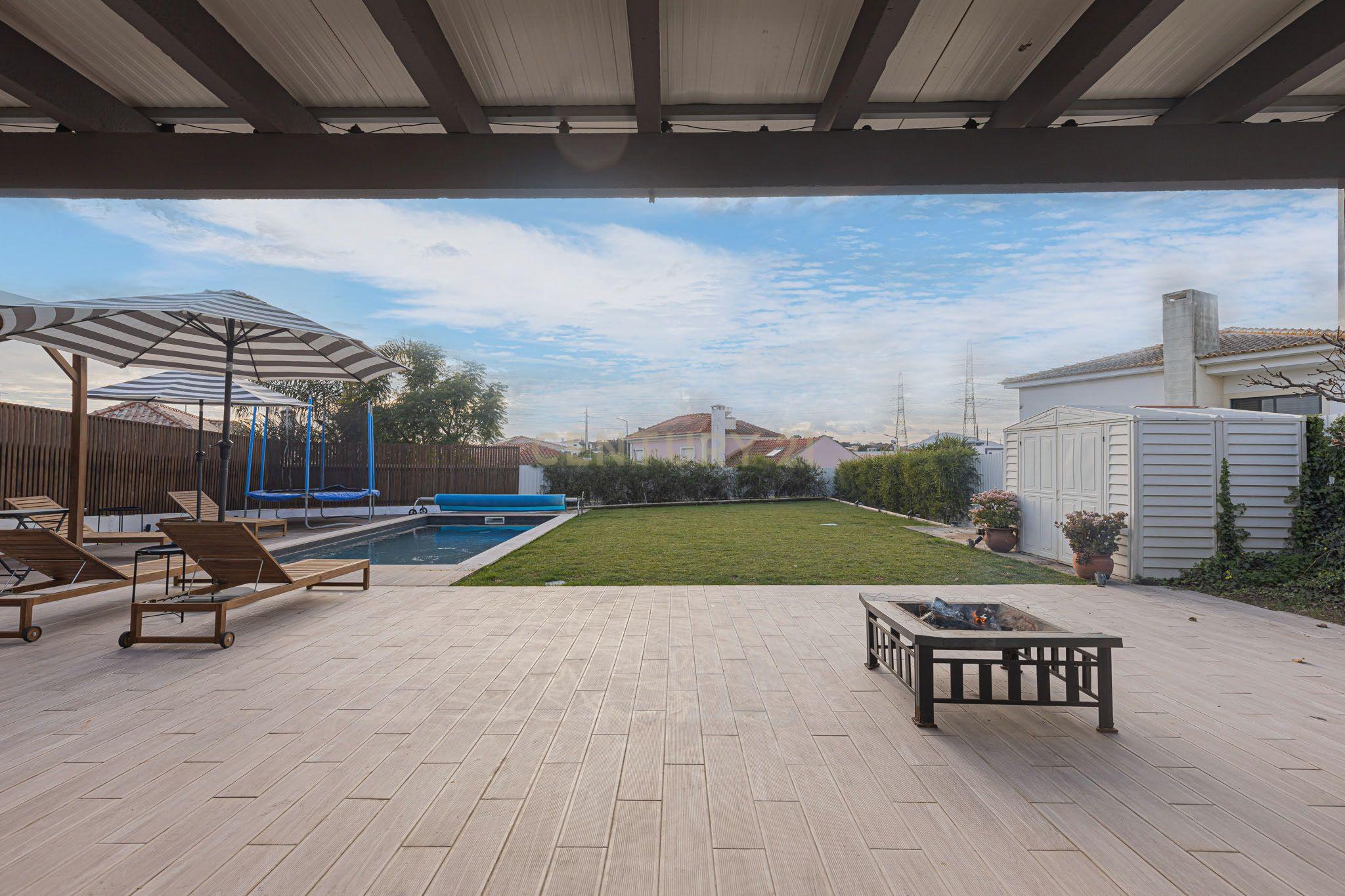 Moradia Térrea T4 em Setúbal - Image 76