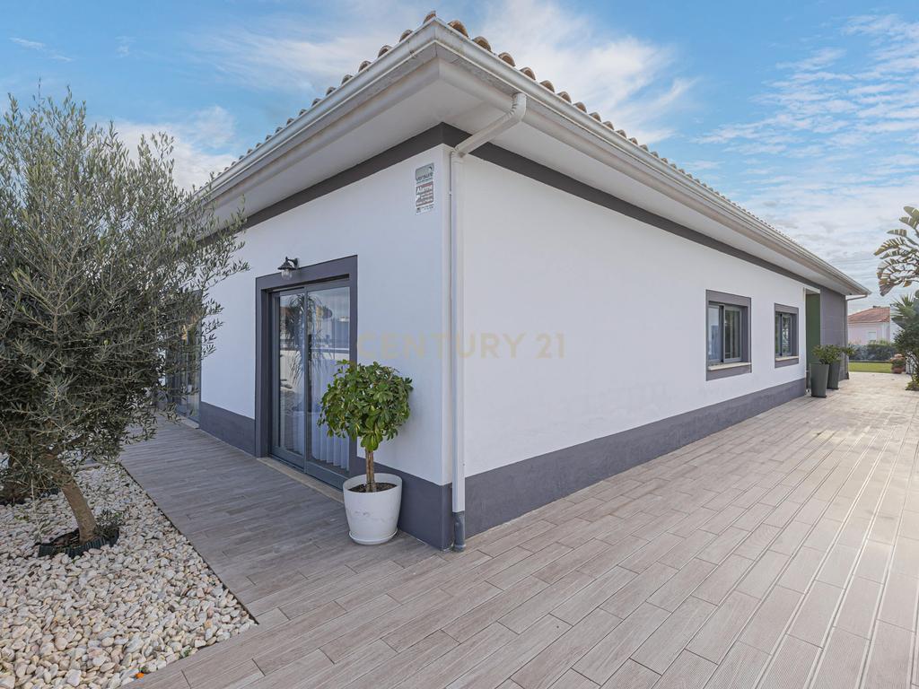 Moradia Térrea T4 em Setúbal - Image 14