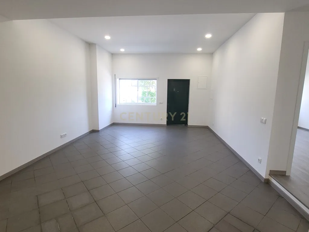 Arrendamento de apartamento T2 renovado com suite - Cova do Ouro - Coimbra - Image 6