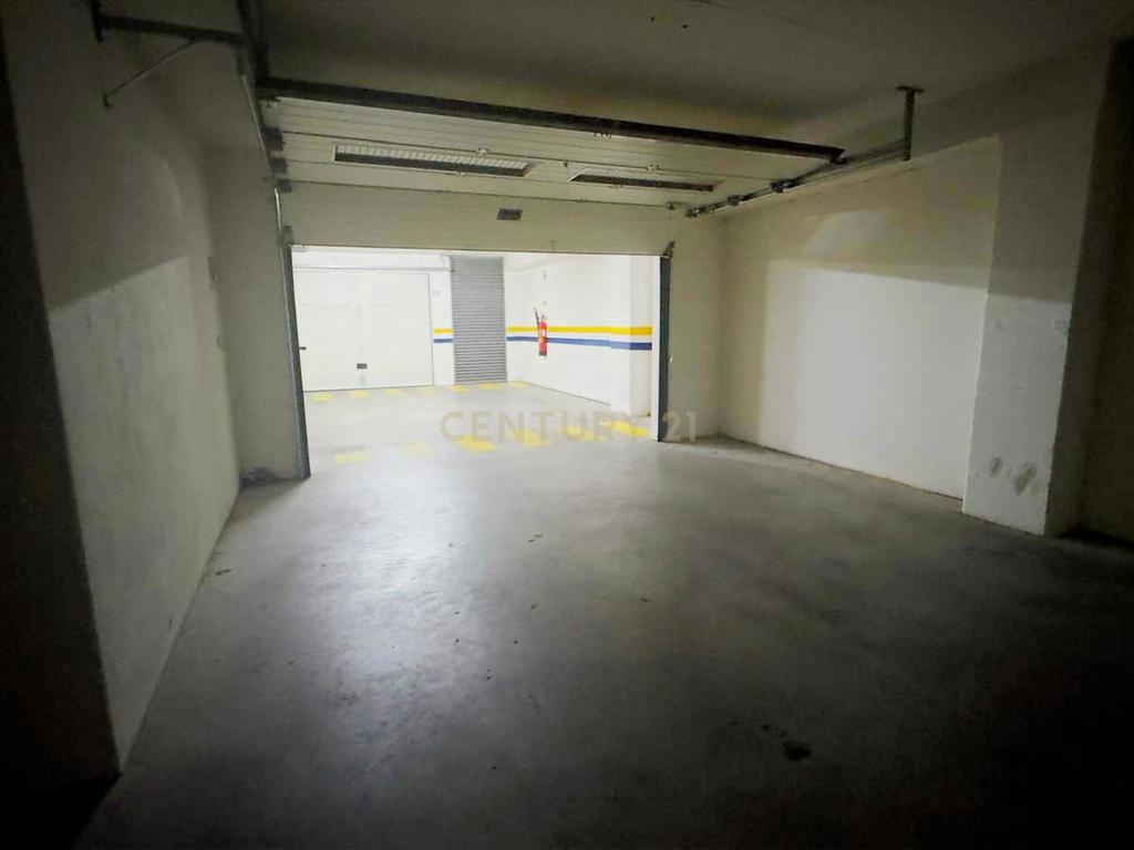 Apartamento T3 na Alta de Lisboa com Box para 2 Viaturas - Image 27