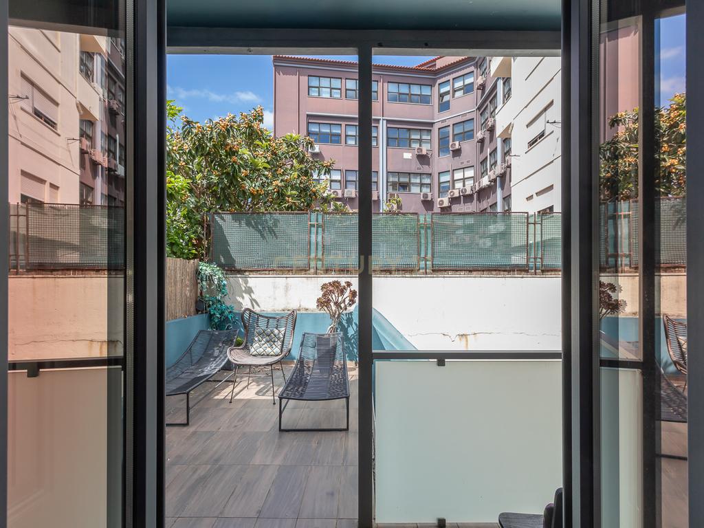 Espaço comercial - Pequeno Hotel em Setúbal, Perto da Praia e Centro Histórico - Portugal - Image 35