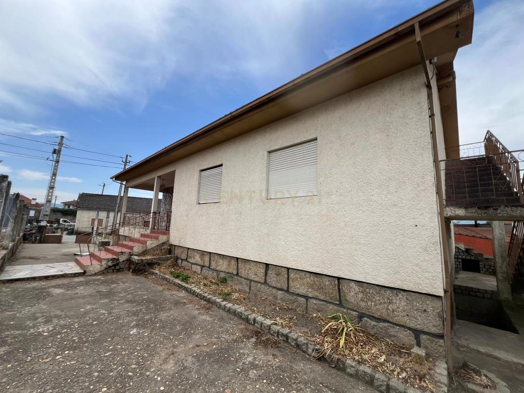 🏡 Moradia Isolada de 4 Frentes – Vila Verde da Raia, Chaves - Image 17