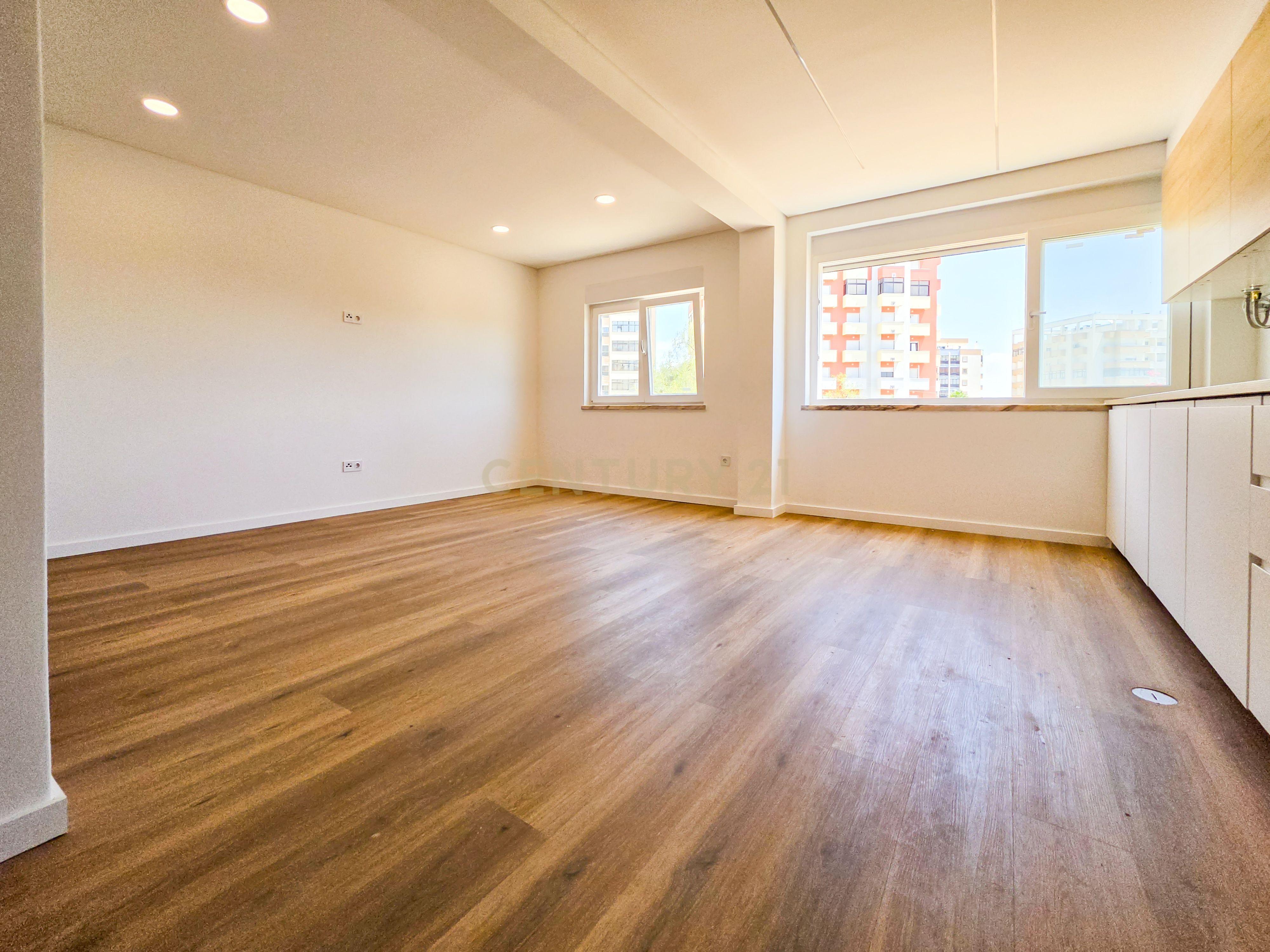 Fotografia 9 de Apartamento Luxuoso em Póvoa de Santa Iria, Vila Franca de Xira