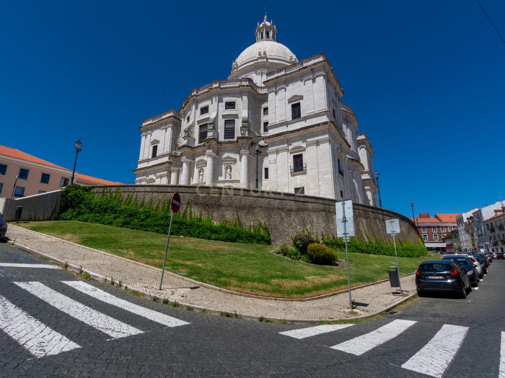 Apartamento T2 de Charme com vista rio e estacionamento em São Vicente, Lisboa  - Image 35