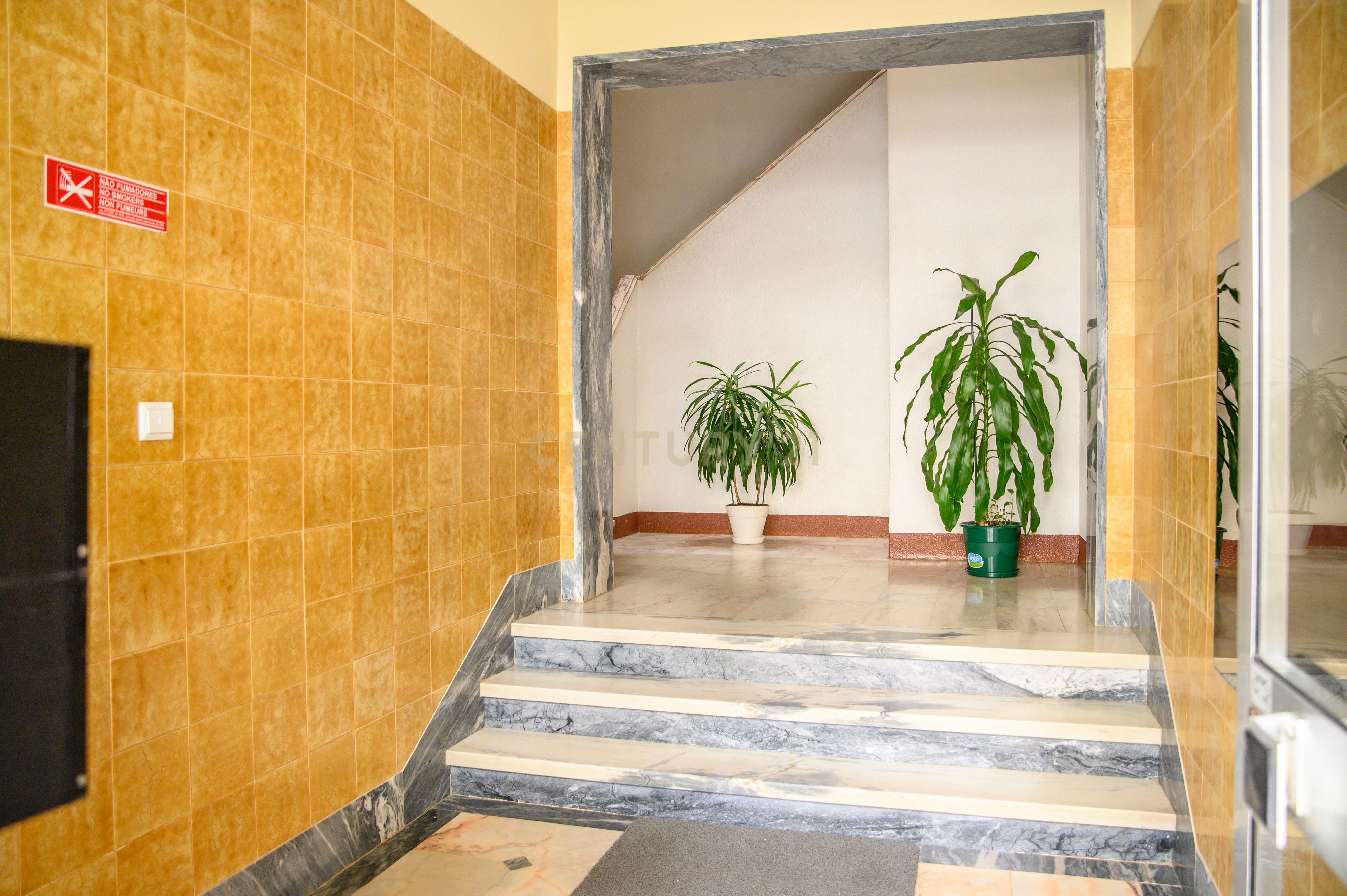 Apartamento T1 à venda em Santa Iria de Azoia, São João da Talha e Bobadela, Loures — foto 18
