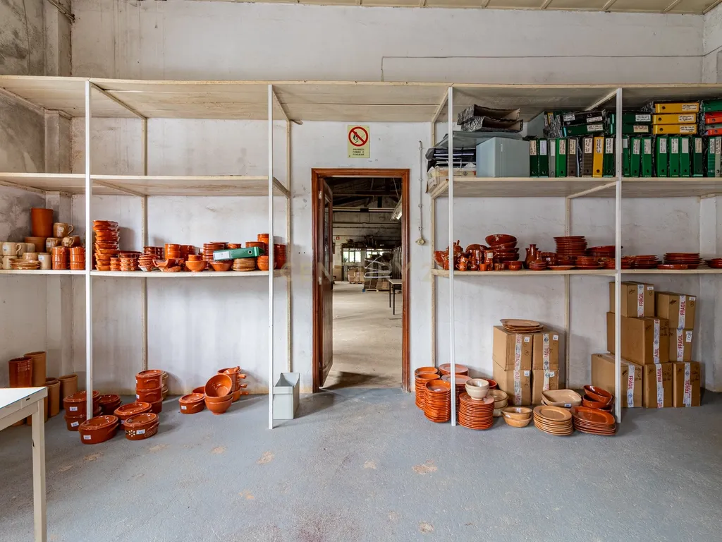 Armazem industrial com logradouro - Image 8