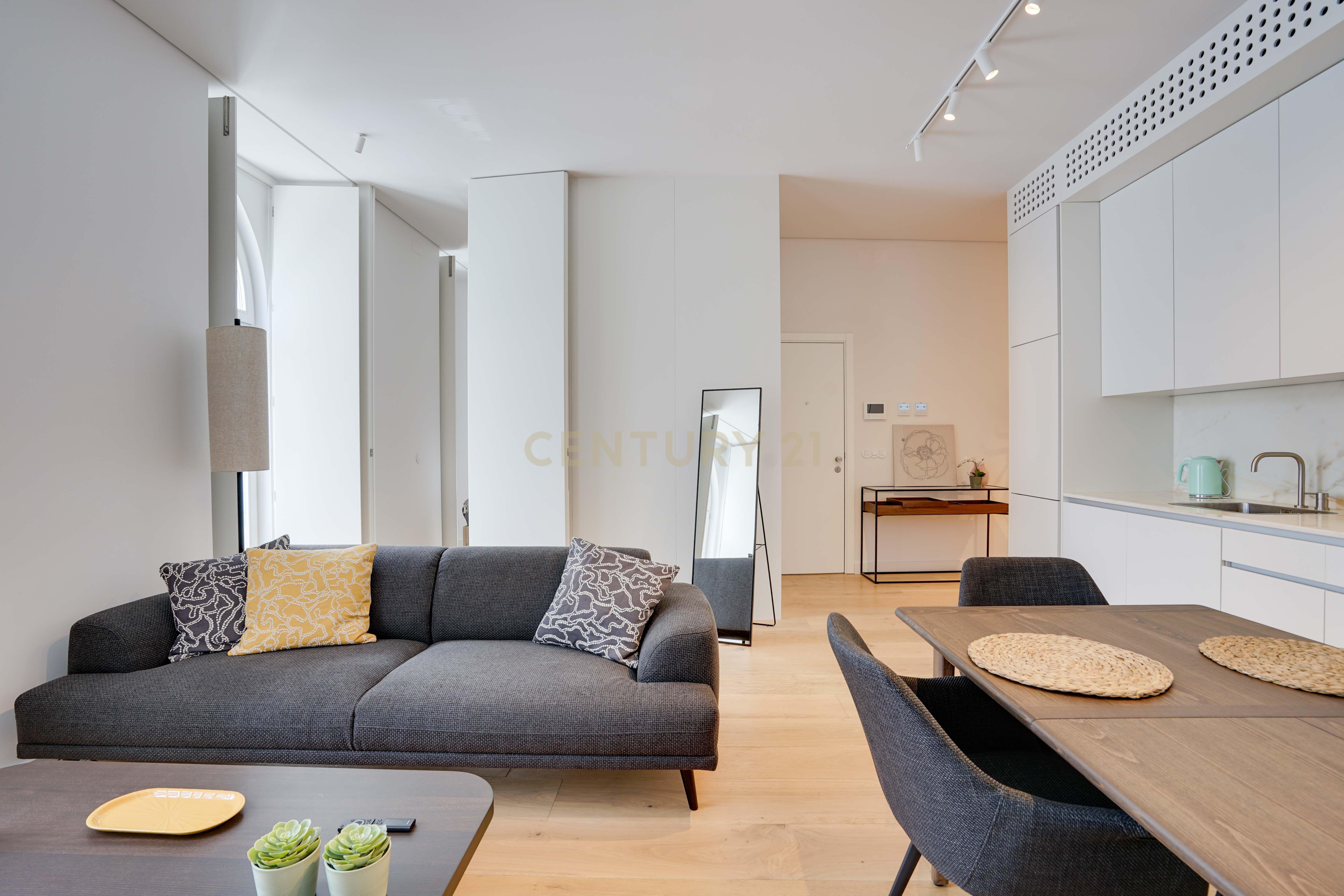Luxuoso T1 em Lisboa com Vista e Acabamentos Modernos - Image 10