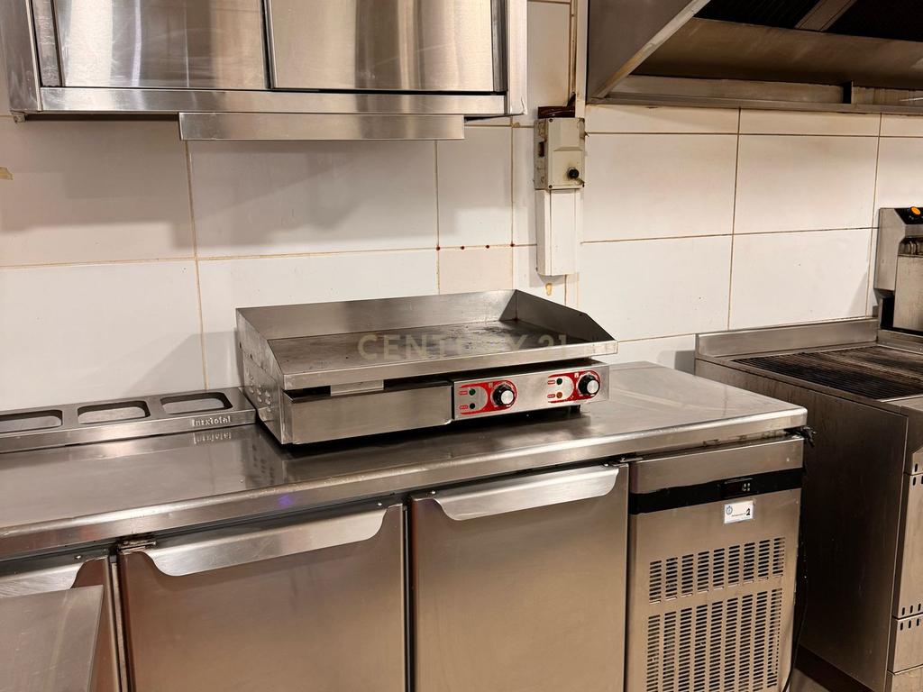 Restaurante para trespasse em Plena Baixa de Faro - Image 18
