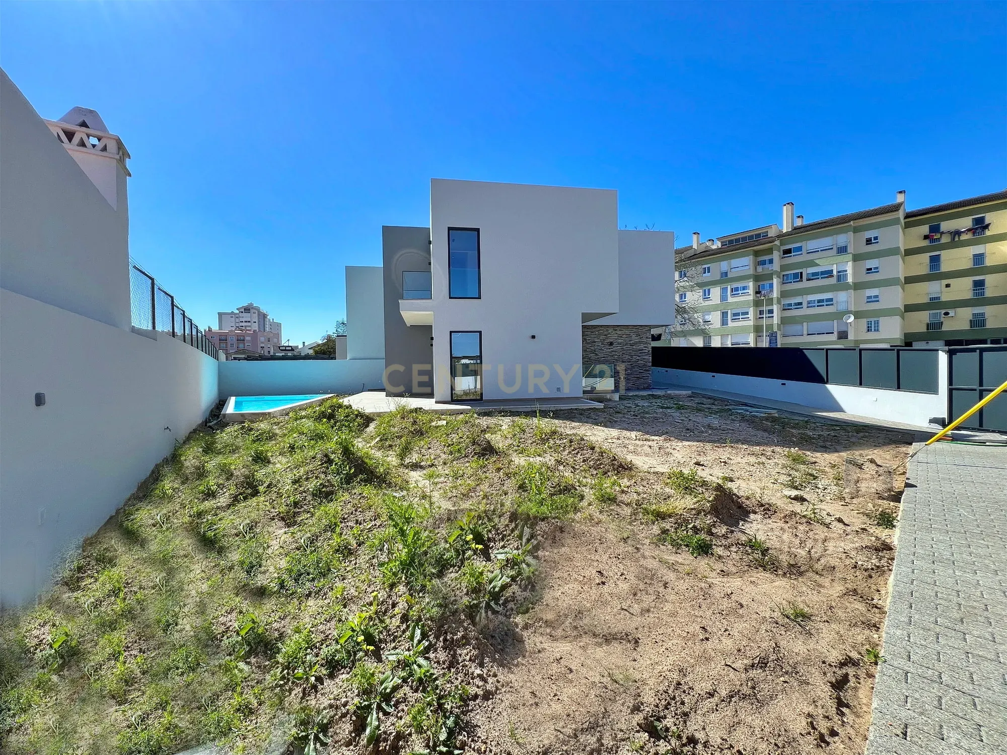 Fotografia 10 de Moradia T4 com Piscina na Parede (Cascais, Lisboa)