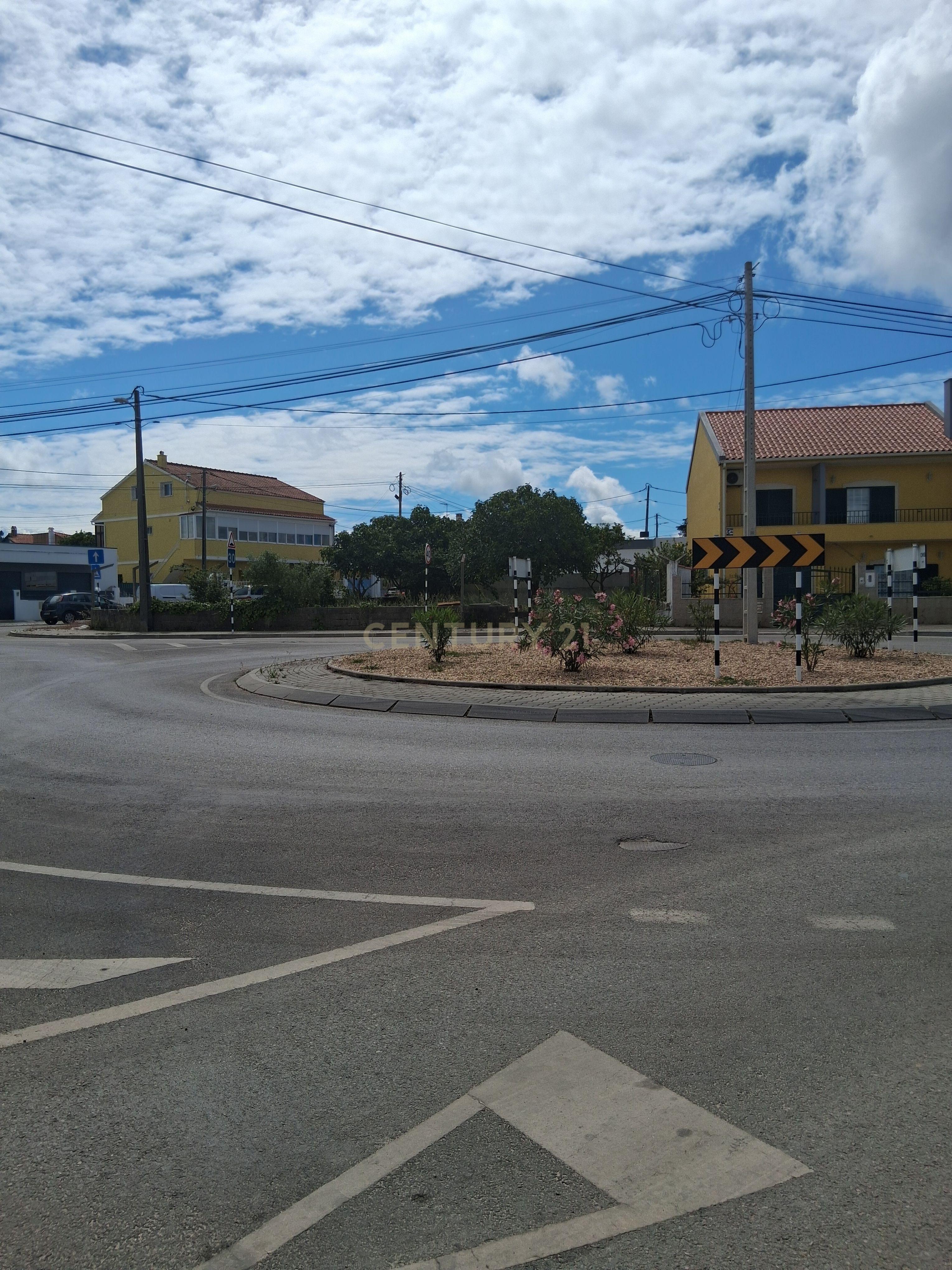 Fotografia 9 de Terreno urbano em gaveto na rua Fernão  Magalhães, Pinhal do General.