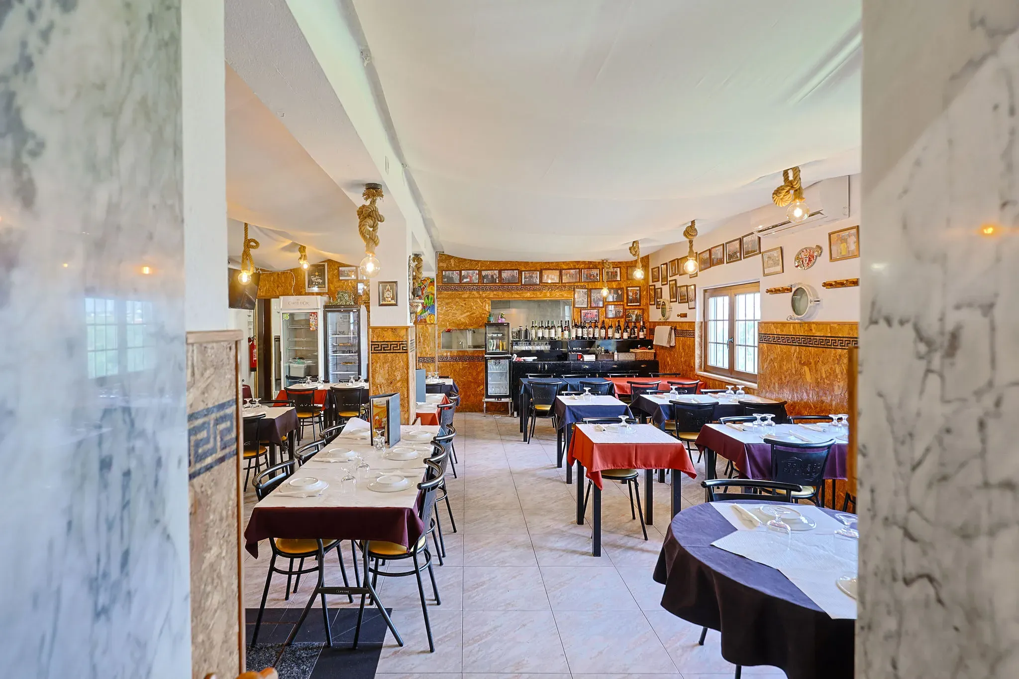 Fotografia 6 de Espaço Comercial em Charneca de Caparica, Almada