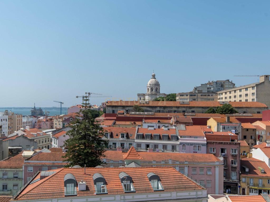 Apartamento T2 de Charme com vista rio e estacionamento em São Vicente, Lisboa  - Image 33