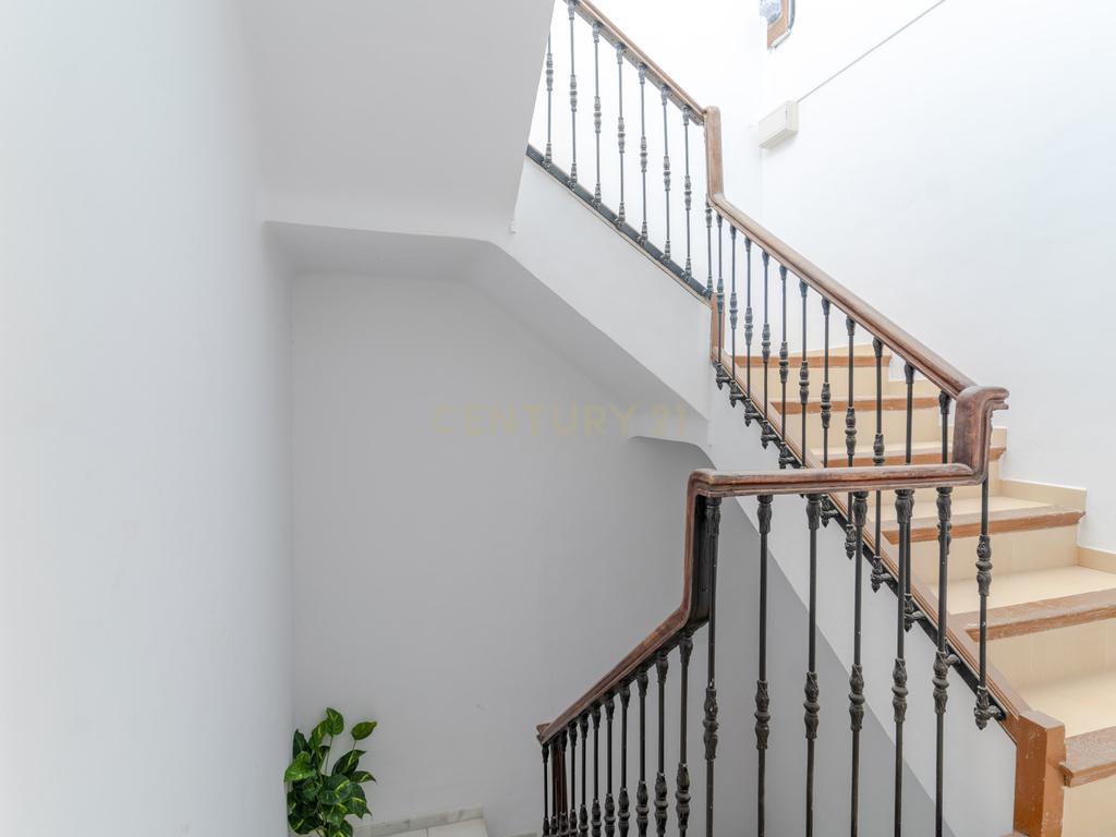undefined - Image 37