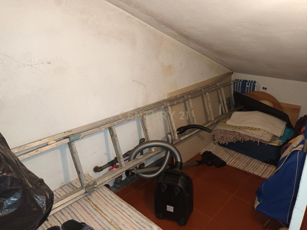 Vende-se apartamento T3 Duplex, zona das Antas, Porto - Image 36
