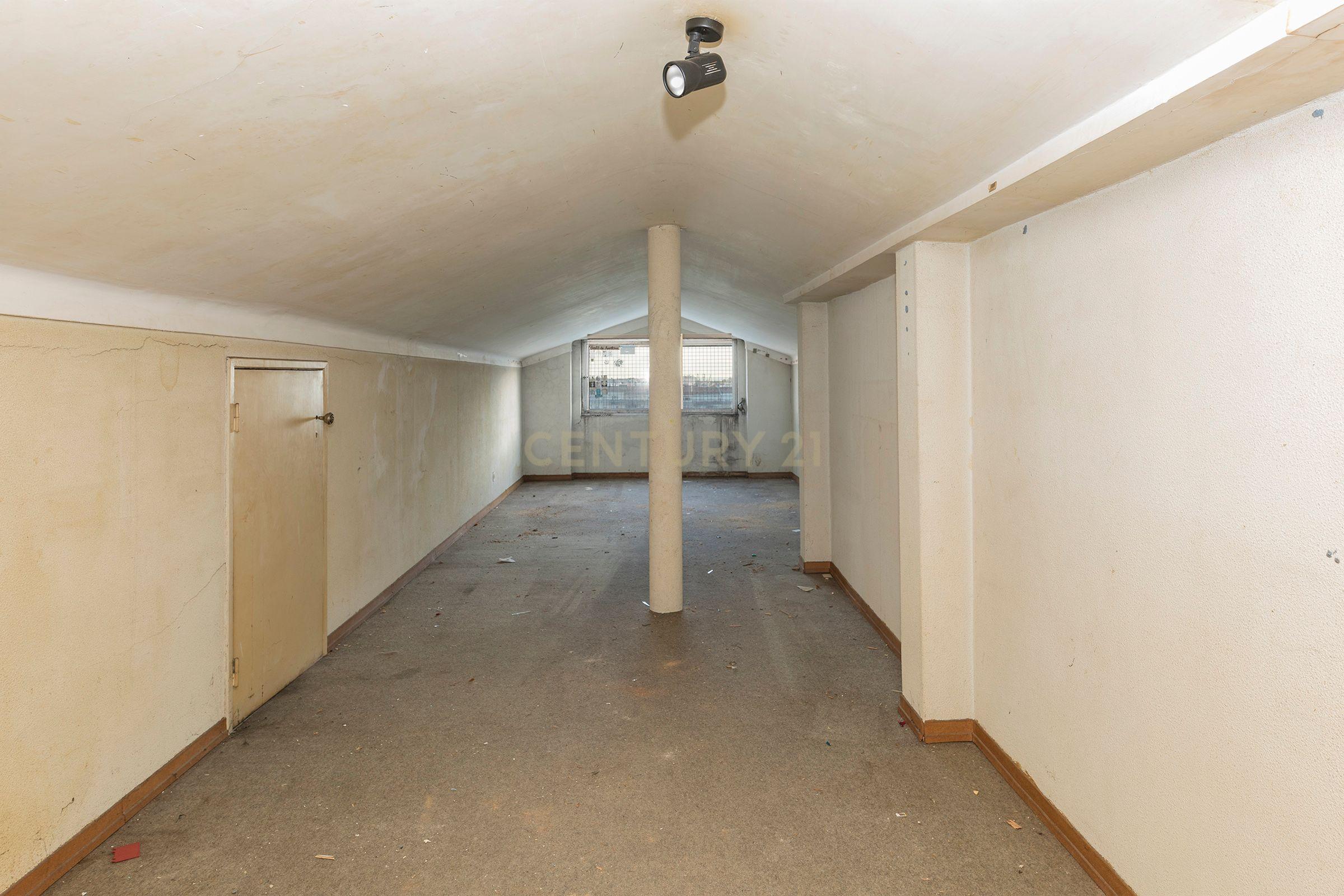 Apartamento T6 | Último Andar | 226m² | Quinta das Palmeiras, Oeiras - Image 37