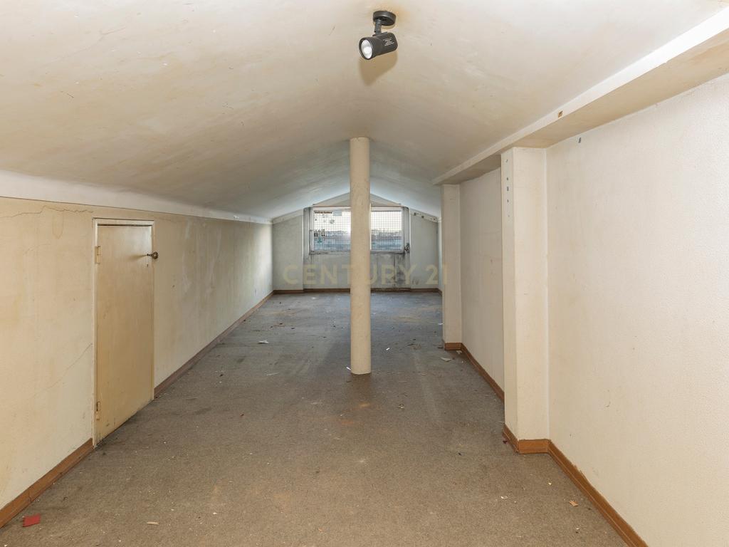 Apartamento T6 | Último Andar | 226m² | Quinta das Palmeiras, Oeiras - Image 37