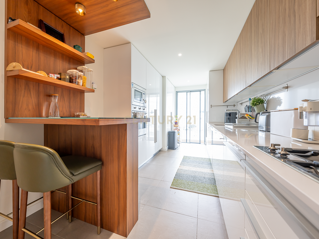 T4 NO EMPREENDIMENTO LAGO ALTEAR - Image 2