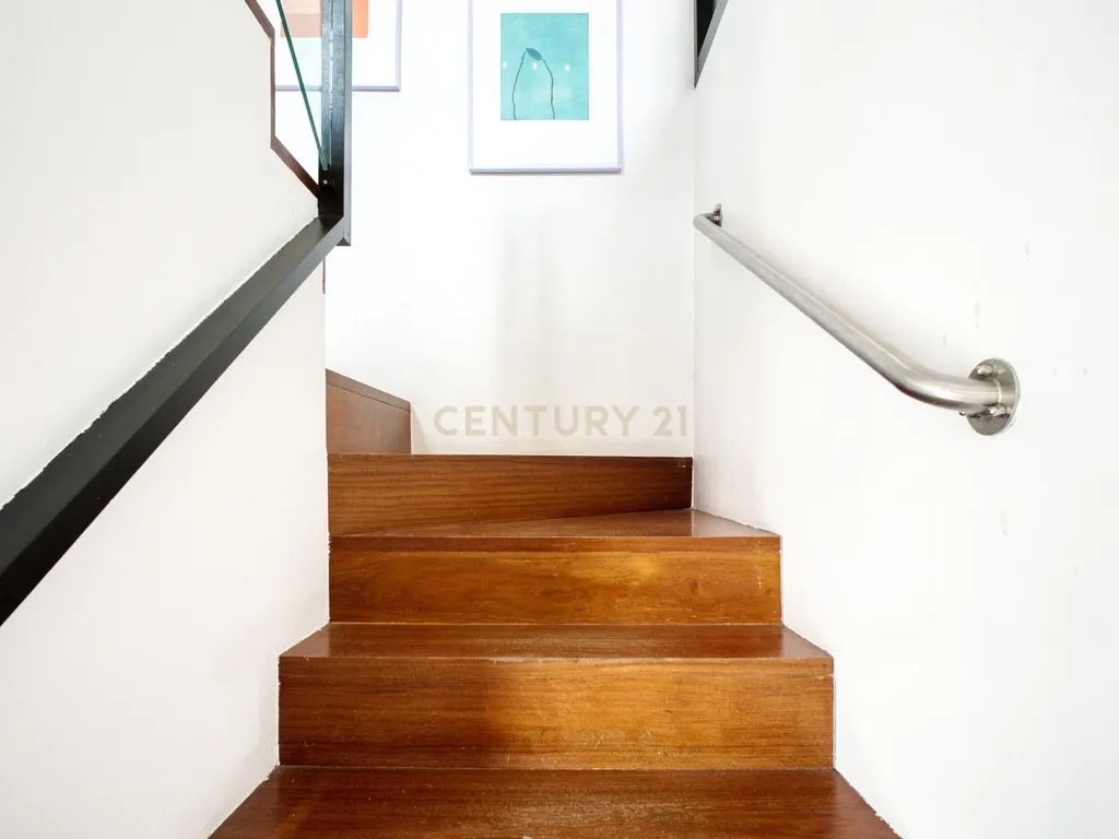 Espaço Comercial ou Habitação com História no Coração de Alcobaça - Image 15