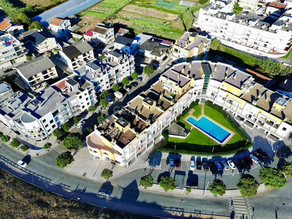 Apartamento T3 Apulia com piscina (Negociável) - Image 2