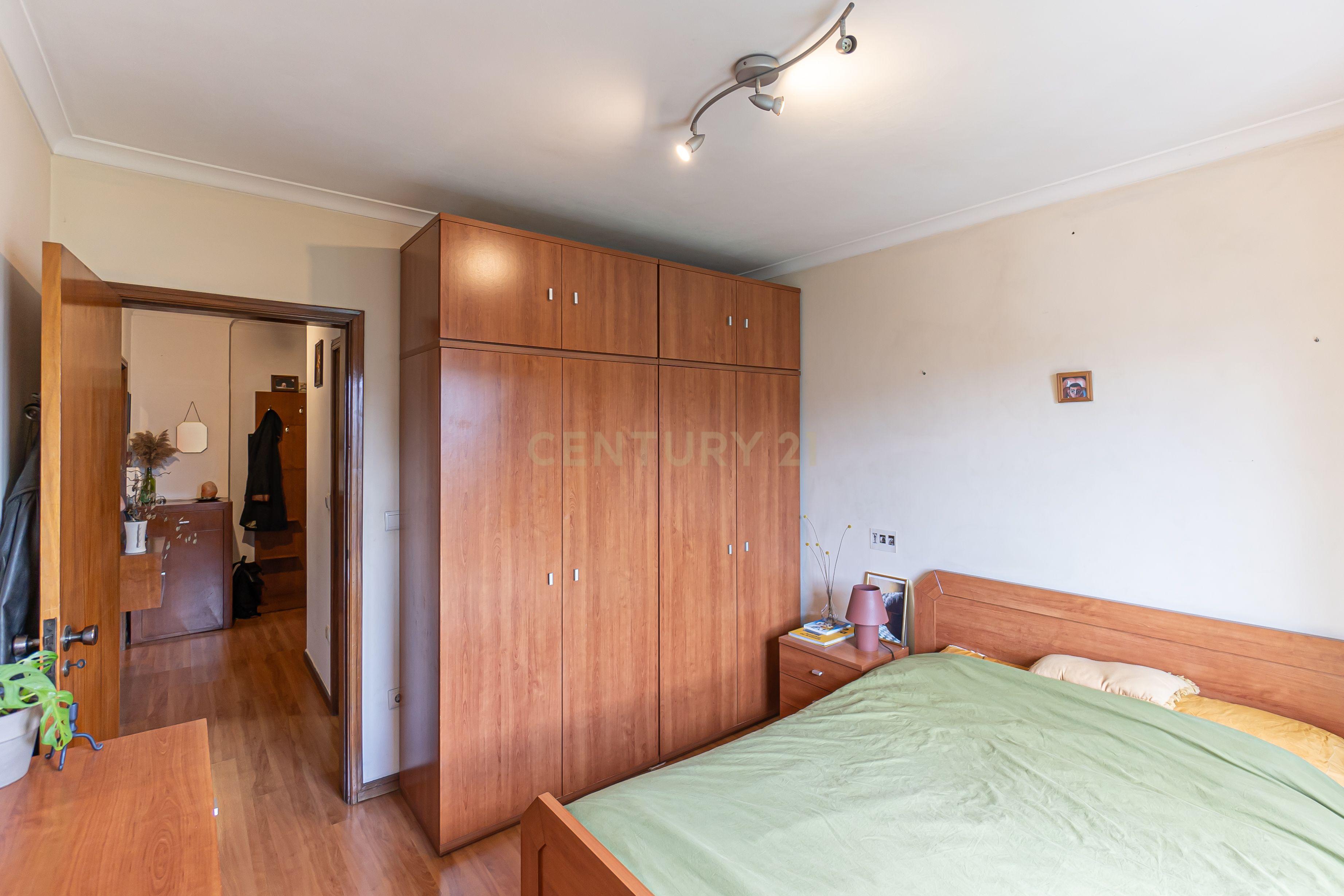Apartamento T1 com garagem e varanda à Venda – Constituição | Porto Junto ao Vitalis Park (Centro de Treinos FCP) - Image 4