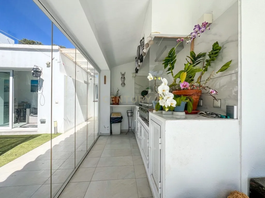 Elegante moradia de 3 quartos com vista para o mar em Costalita, Marbella - Image 19