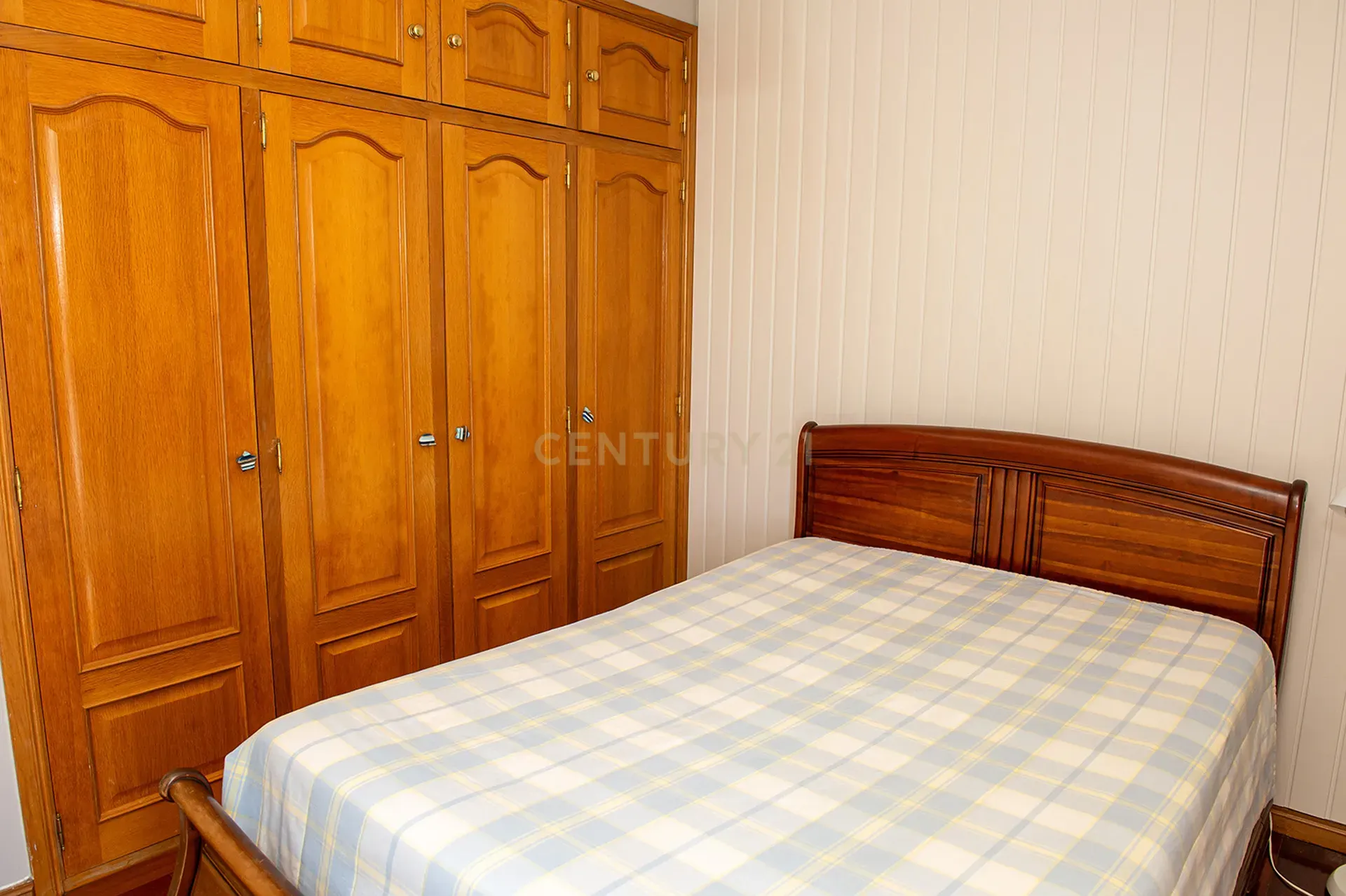 Moradia T4 +1 em Caneças - Image 34