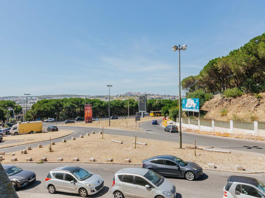 Apartamento T3 - Restelo Lisboa - Image 27