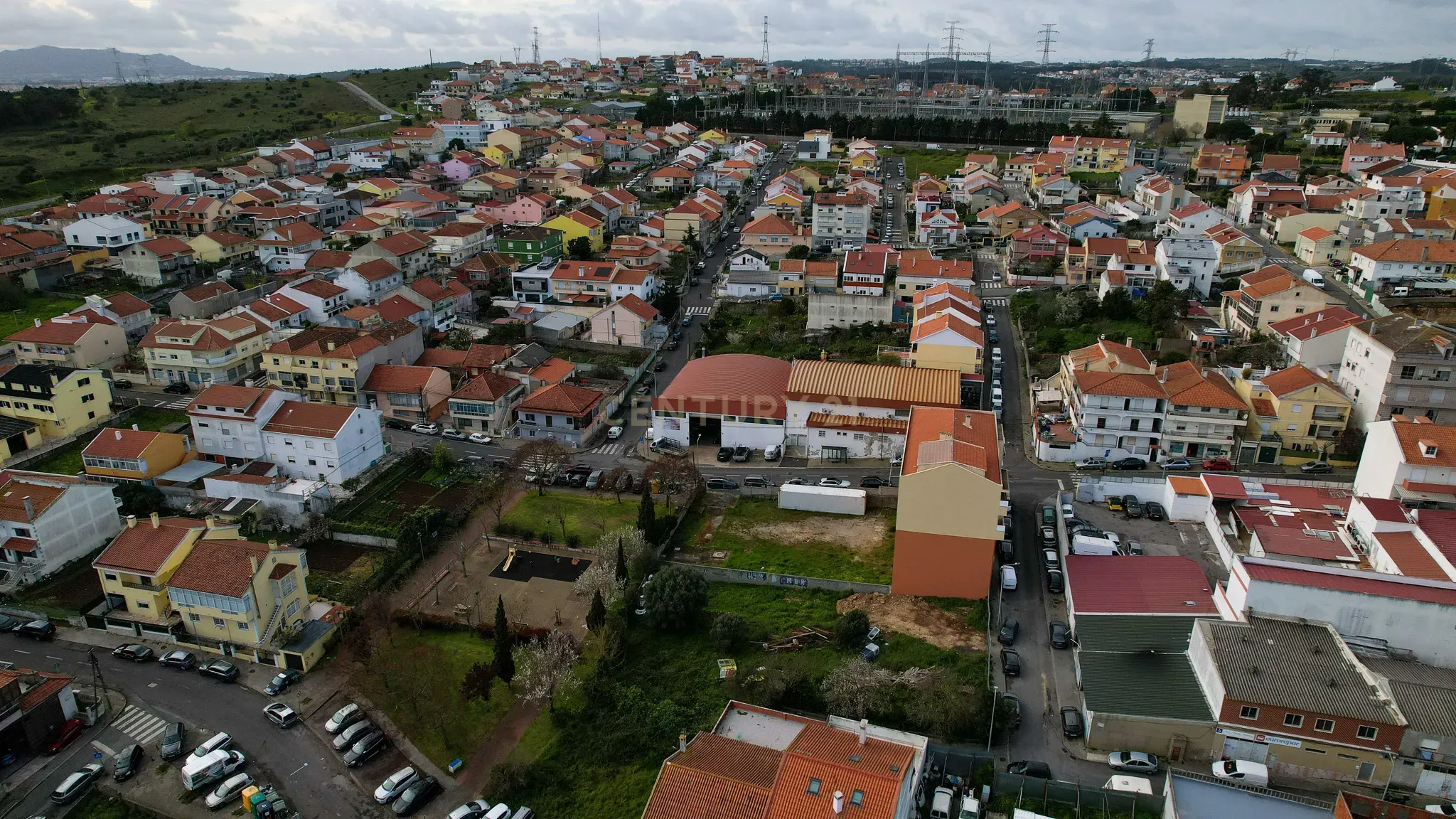 Fotografia 6 de Terreno Urbano Para Construção de Moradia – Amadora